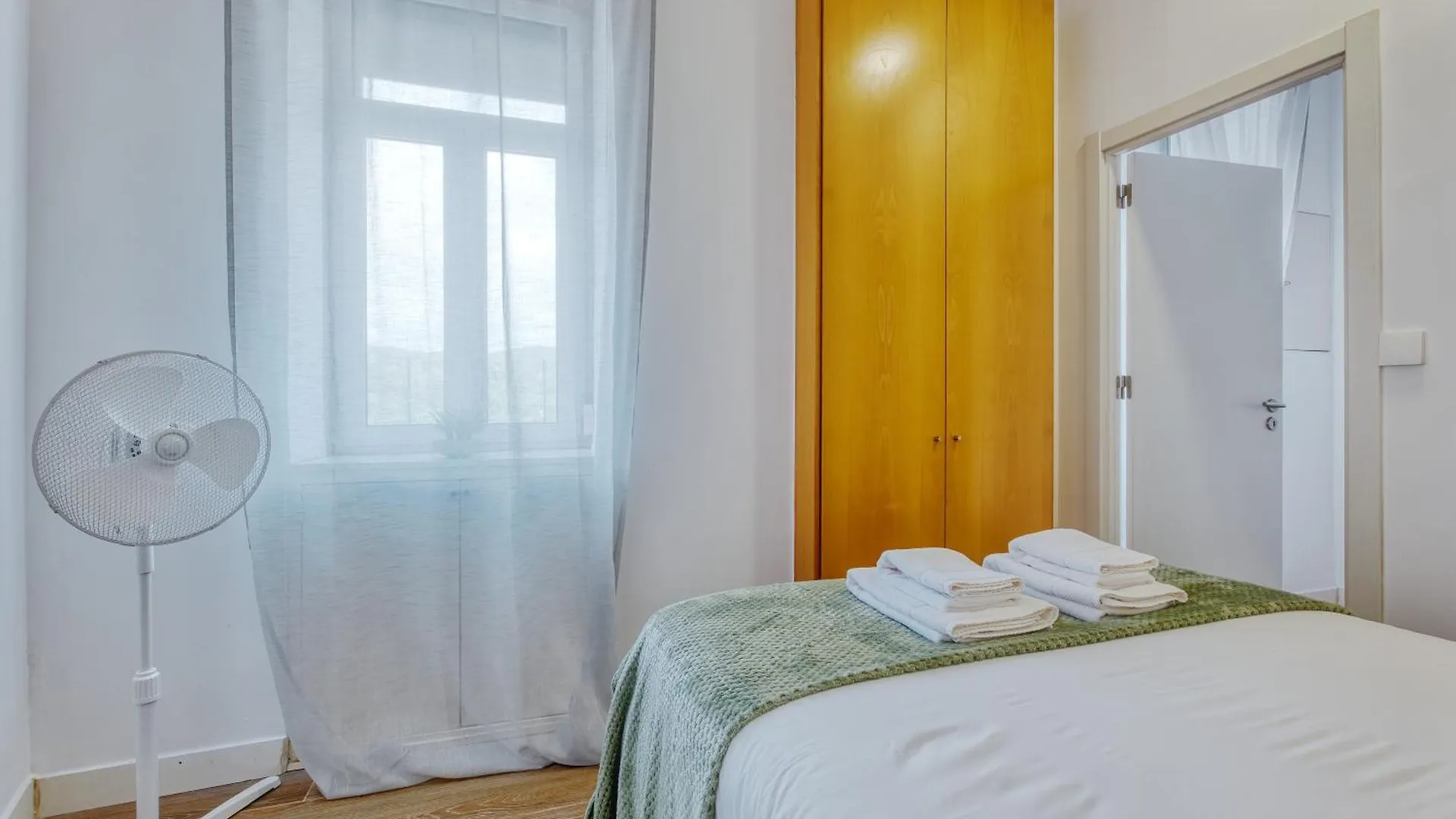 Vita Portucale ! Stylish Apartment Campo Ourique Lisboa