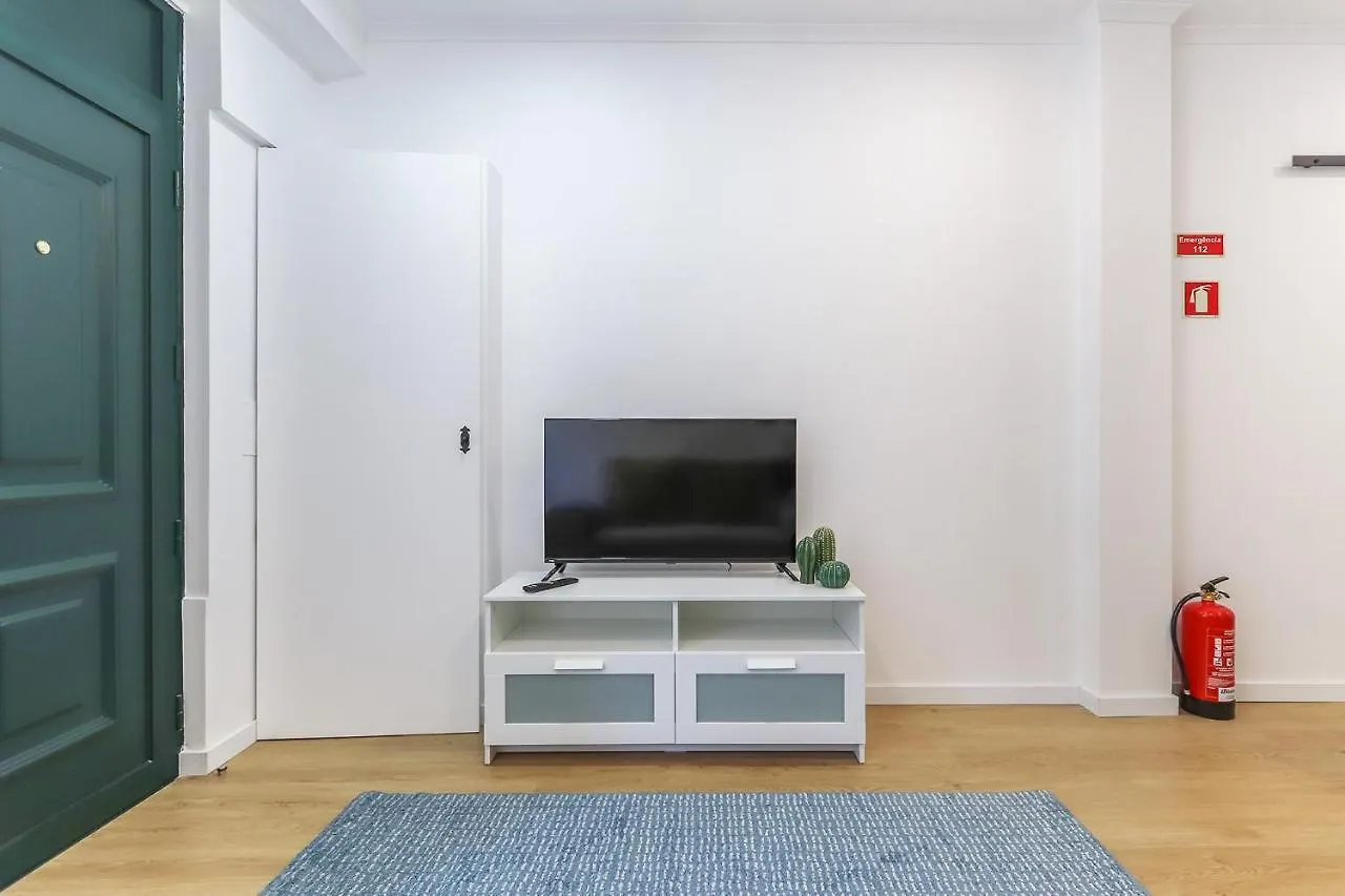 Vita Portucale ! Stylish Apartment Campo Ourique Lizbona