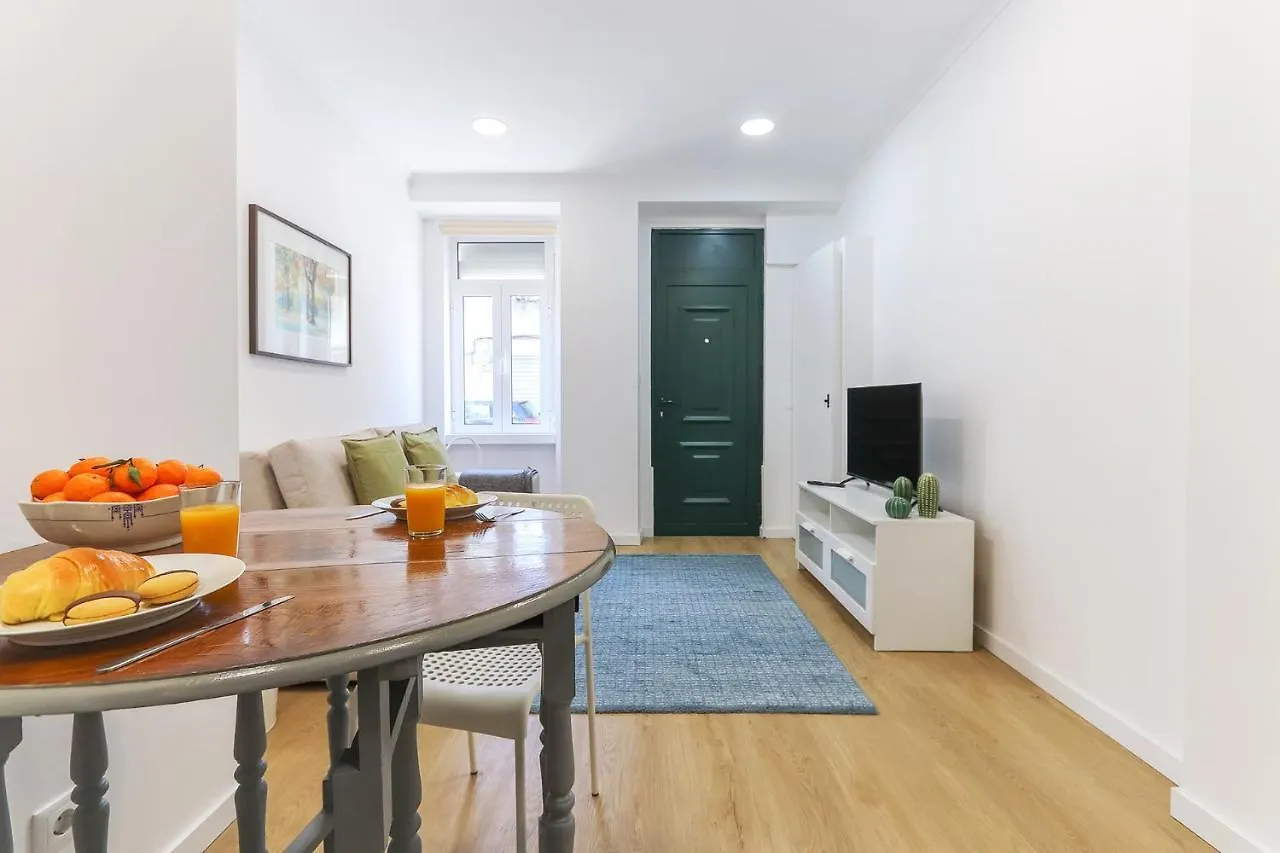 Vita Portucale ! Stylish Apartment Campo Ourique Lizbona