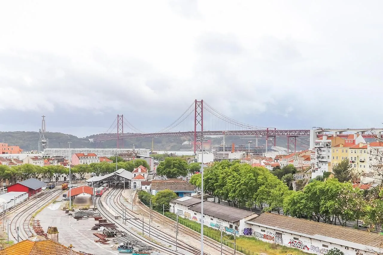 Vita Portucale ! Stylish Apartment Campo Ourique Lizbona