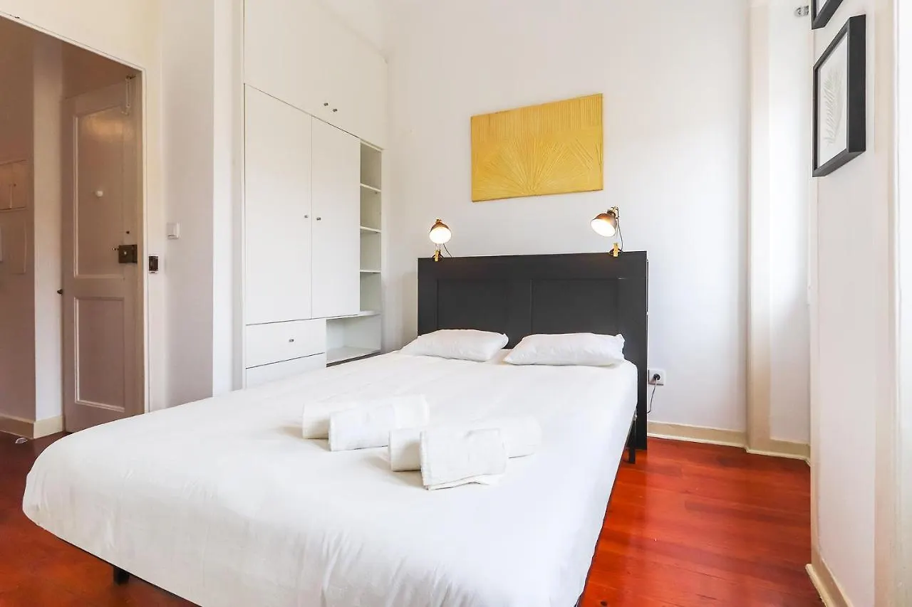 Vita Portucale ! Stylish Apartment Campo Ourique Lizbona Portugalia