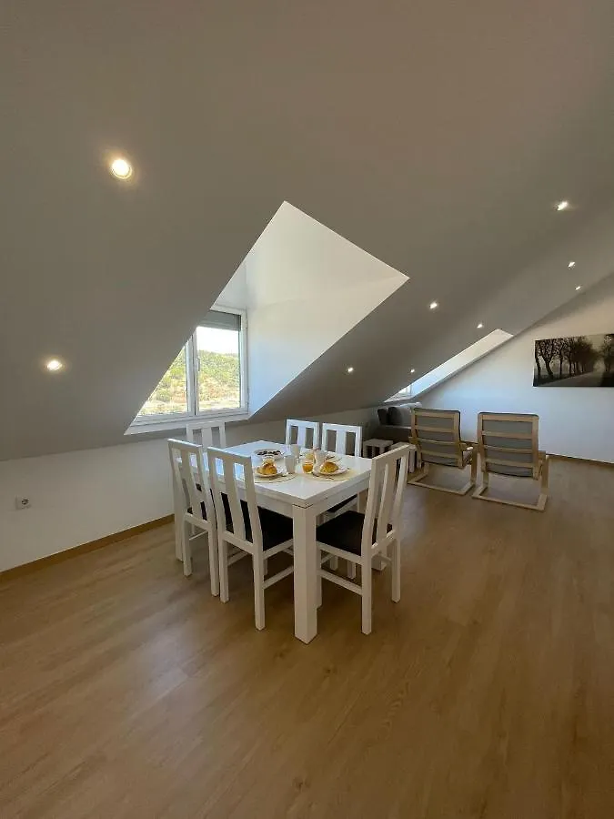 Vita Portucale ! Stylish Apartment Campo Ourique Lizbona