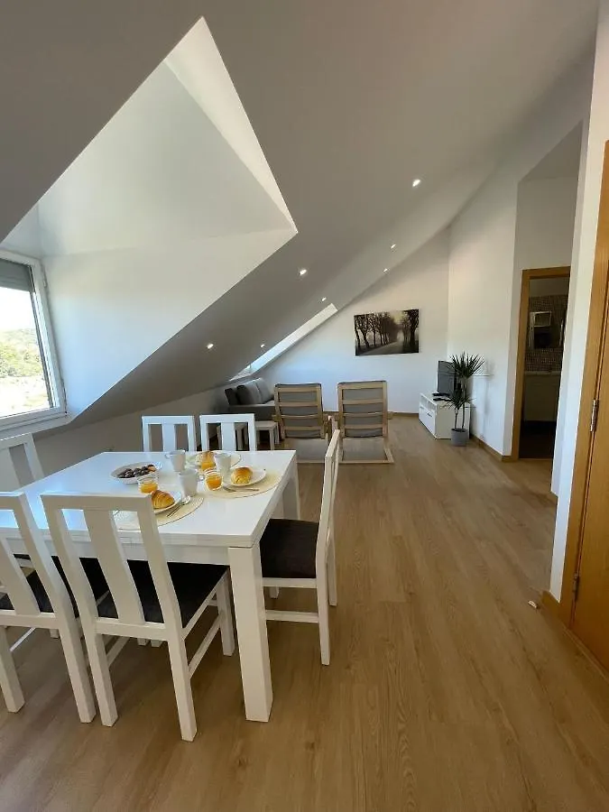 Vita Portucale ! Stylish Apartment Campo Ourique Lizbona