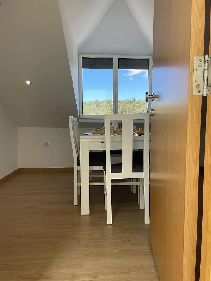 Vita Portucale ! Stylish Apartment Campo Ourique Lizbona 0*,