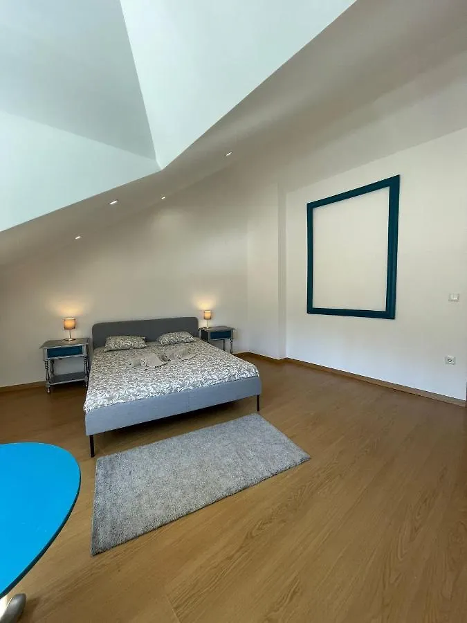 Vita Portucale ! Stylish Apartment Campo Ourique Lizbona Portugalia