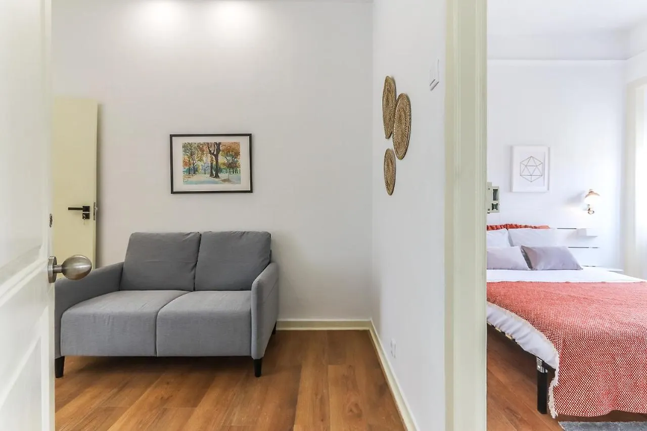 Vita Portucale ! Stylish Apartment Campo Ourique Lizbona
