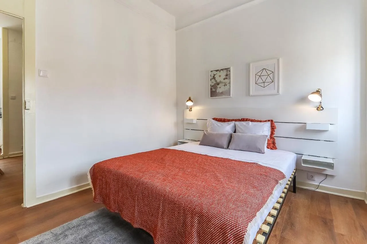 Vita Portucale ! Stylish Apartment Campo Ourique Lizbona Portugalia