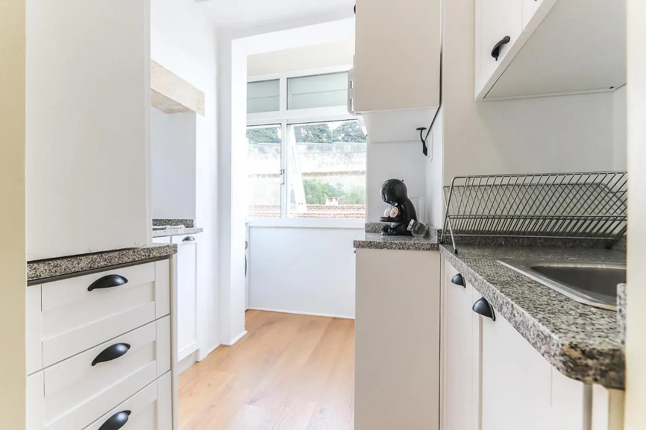 Vita Portucale ! Stylish Apartment Campo Ourique Lizbona