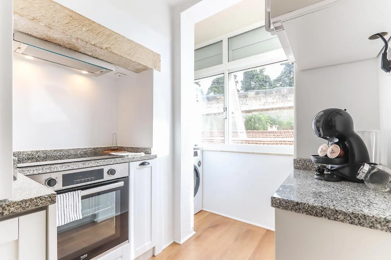 Vita Portucale ! Stylish Apartment Campo Ourique Lizbona