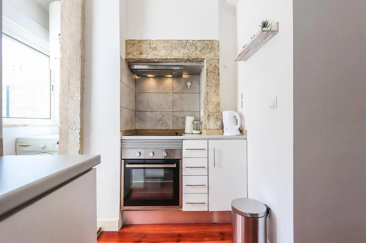 Vita Portucale ! Stylish Apartment Campo Ourique Lizbona Portugalia