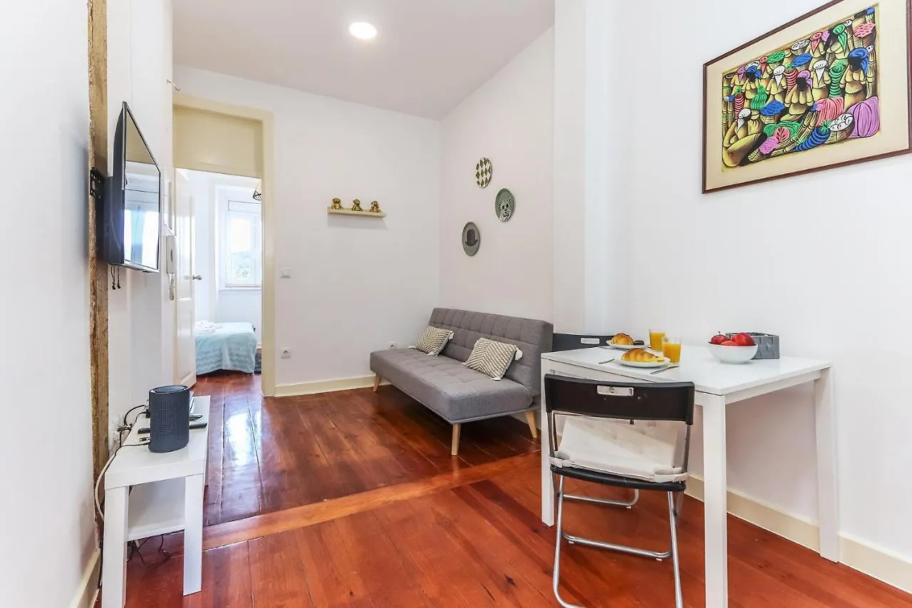 Vita Portucale ! Stylish Apartment Campo Ourique Lizbona Portugalia