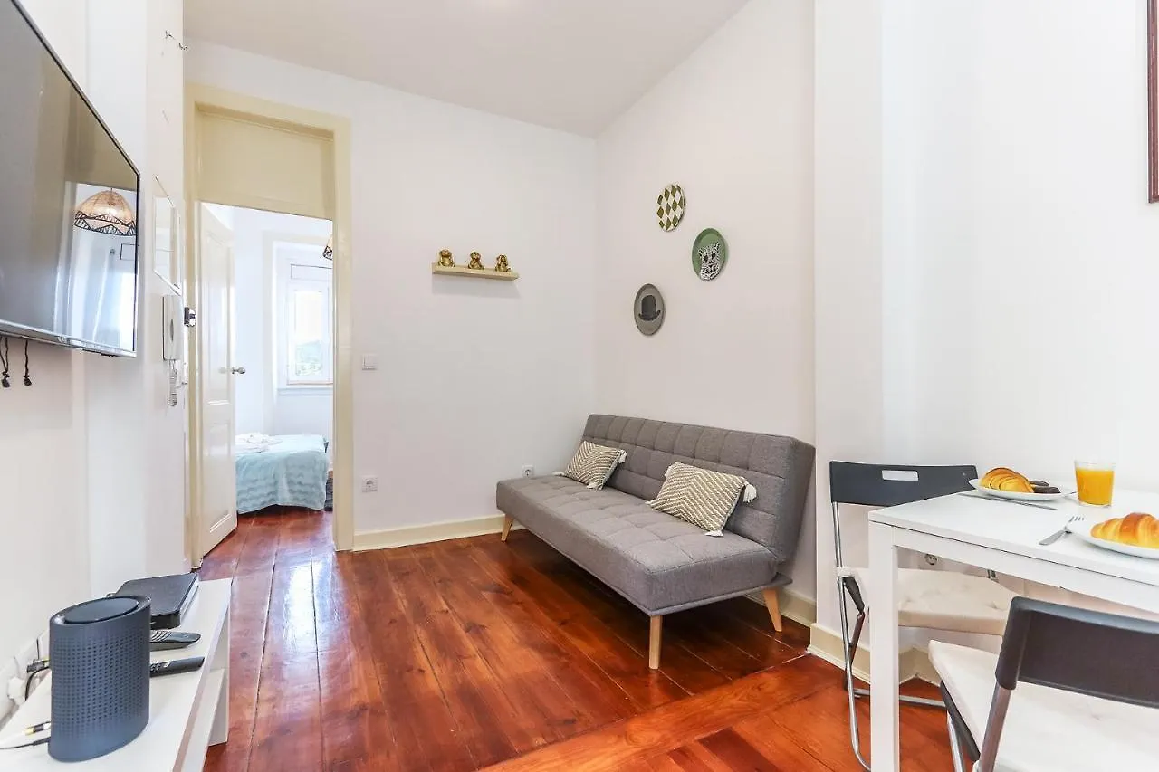 Vita Portucale ! Stylish Apartment Campo Ourique Lizbona